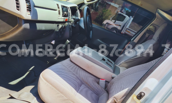 Comprar Usado Toyota RegiusAce De outros Carro em Maputo em Maputo Comprar Usado Toyota RegiusAce De outros Carro em Maputo em Maputo