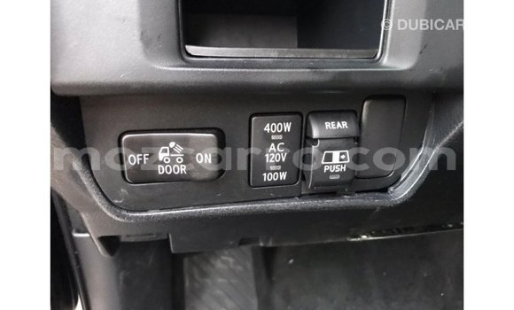 Nunua Imported Toyota Tacoma Nyeusi Gari ndani ya Import - Dubai nchini Cabo Delgado Nunua Imported Toyota Tacoma Nyeusi Gari ndani ya Import - Dubai nchini Cabo Delgado