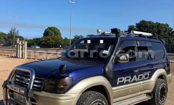 Buy Used Toyota Land Cruiser Prado Blue Car in Maputo in Maputo