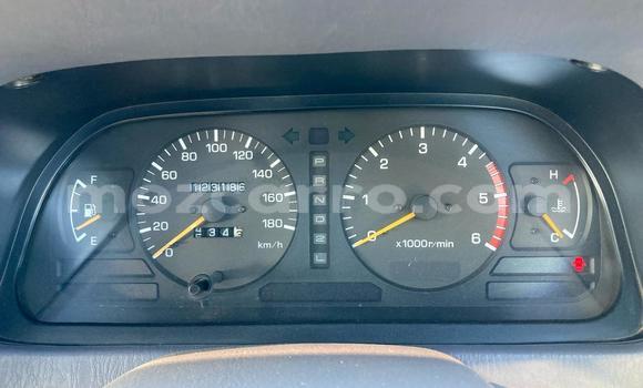 Nunua Ilio tumika Toyota Land Cruiser Prado Bluu Gari ndani ya Maputo nchini Maputo Nunua Ilio tumika Toyota Land Cruiser Prado Bluu Gari ndani ya Maputo nchini Maputo