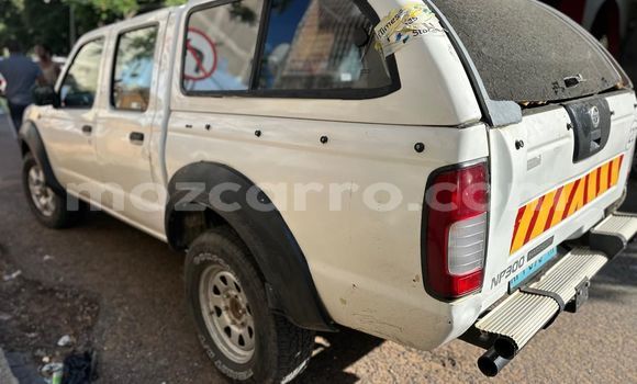 Comprar Usado Nissan Hardbody Branco Carro em Maputo em Maputo Comprar Usado Nissan Hardbody Branco Carro em Maputo em Maputo