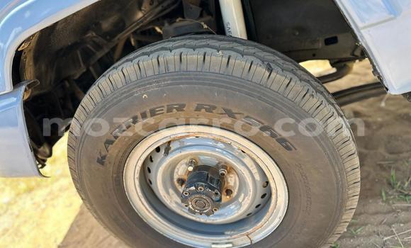 Nunua Ilio tumika Toyota Land Cruiser Bluu Gari ndani ya Maputo nchini Maputo Nunua Ilio tumika Toyota Land Cruiser Bluu Gari ndani ya Maputo nchini Maputo