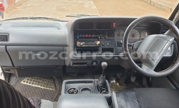 Tenga Tsaru Toyota Hiace Chena Mota in Maputo in Maputo Tenga Tsaru Toyota Hiace Chena Mota in Maputo in Maputo