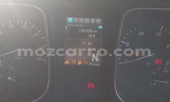 Comprar Novo Mercedes‒Benz Truck Branco Caminhão em Maputo em Maputo Comprar Novo Mercedes‒Benz Truck Branco Caminhão em Maputo em Maputo