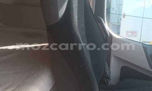 Comprar Novo Mercedes‒Benz Truck Branco Caminhão em Maputo em Maputo Comprar Novo Mercedes‒Benz Truck Branco Caminhão em Maputo em Maputo