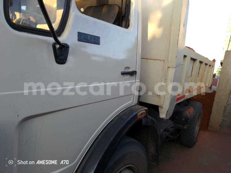 Big with watermark mercedes benz 300cd maputo maputo 35955