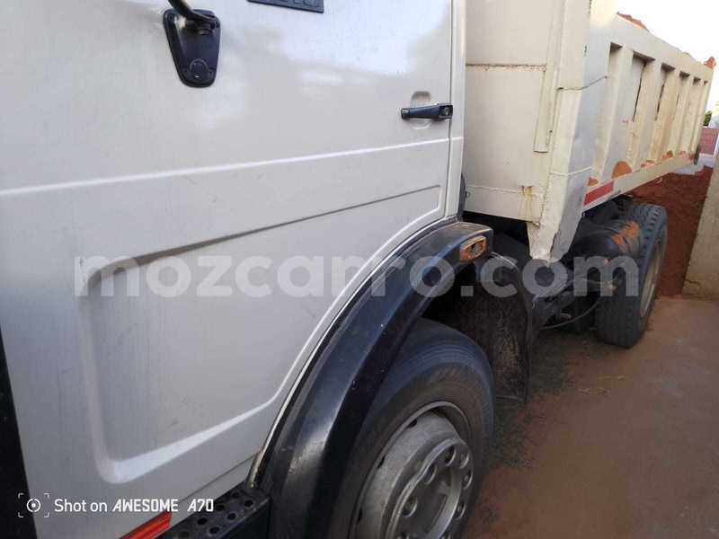 Big with watermark mercedes benz 300cd maputo maputo 35955