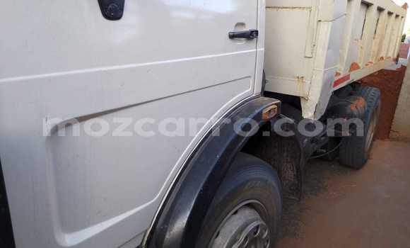 Nunua Ilio tumika Mercedes‒Benz 300CD Nyingine Gari ndani ya Maputo nchini Maputo Nunua Ilio tumika Mercedes‒Benz 300CD Nyingine Gari ndani ya Maputo nchini Maputo