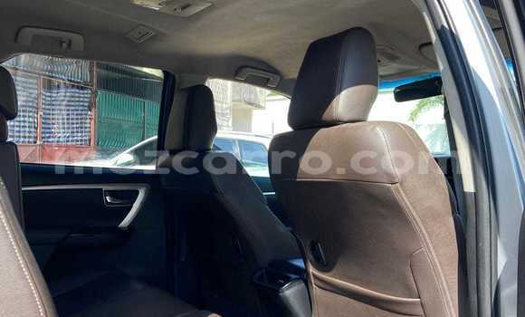 Nunua Ilio tumika Toyota Fortuner Nyingine Gari ndani ya Maputo nchini Maputo Nunua Ilio tumika Toyota Fortuner Nyingine Gari ndani ya Maputo nchini Maputo