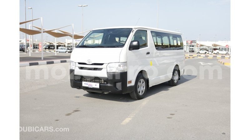 Big with watermark toyota hiace cabo delgado import dubai 5878