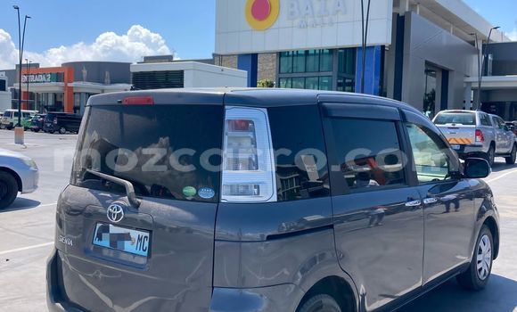 Comprar Usado Toyota Sienta Prata Carro em Maputo em Maputo Comprar Usado Toyota Sienta Prata Carro em Maputo em Maputo