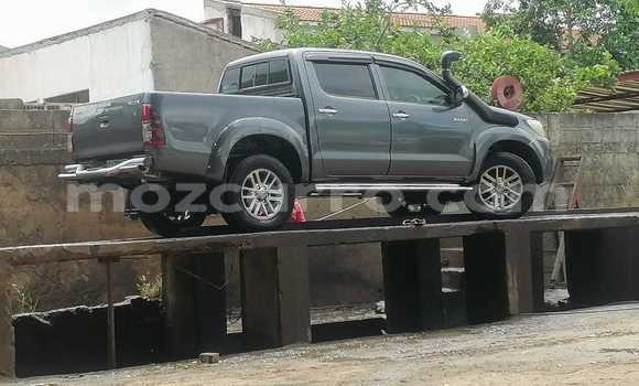 Tenga Tsaru Toyota Hilux Zvimwe Mota in Maputo in Maputo Tenga Tsaru Toyota Hilux Zvimwe Mota in Maputo in Maputo