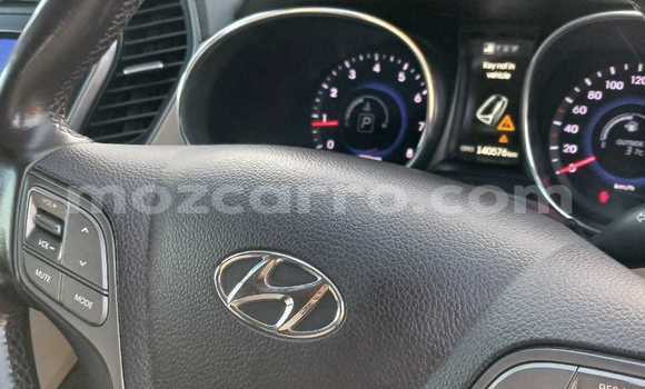 Tenga Tsaru Hyundai Santa Fe Tsvuku Mota in Maputo in Maputo Tenga Tsaru Hyundai Santa Fe Tsvuku Mota in Maputo in Maputo