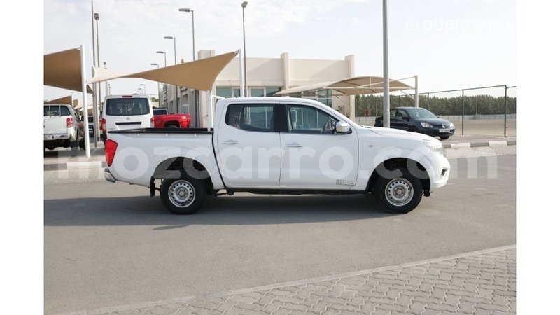 Big with watermark nissan navara cabo delgado import dubai 5879