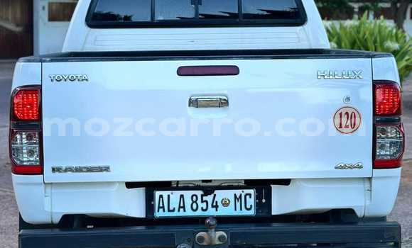 Nunua Mpya Toyota Hilux Nyeupe Gari ndani ya Maputo nchini Maputo Nunua Mpya Toyota Hilux Nyeupe Gari ndani ya Maputo nchini Maputo