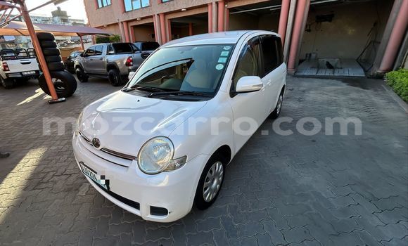 Nunua Ilio tumika Toyota Sienta Nyeupe Gari ndani ya Maputo nchini Maputo Nunua Ilio tumika Toyota Sienta Nyeupe Gari ndani ya Maputo nchini Maputo