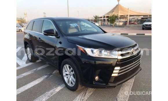 Nunua Imported Toyota Highlander Nyeusi Gari ndani ya Import - Dubai nchini Cabo Delgado Nunua Imported Toyota Highlander Nyeusi Gari ndani ya Import - Dubai nchini Cabo Delgado