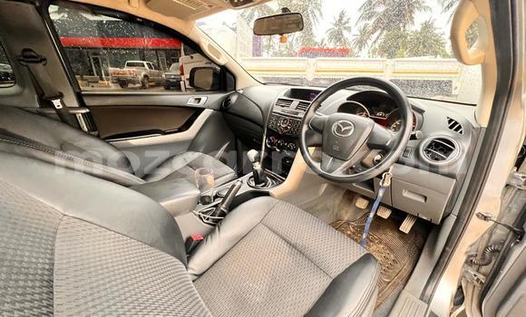 Comprar Usado Mazda BT-50 De outros Carro em Maputo em Maputo Comprar Usado Mazda BT-50 De outros Carro em Maputo em Maputo