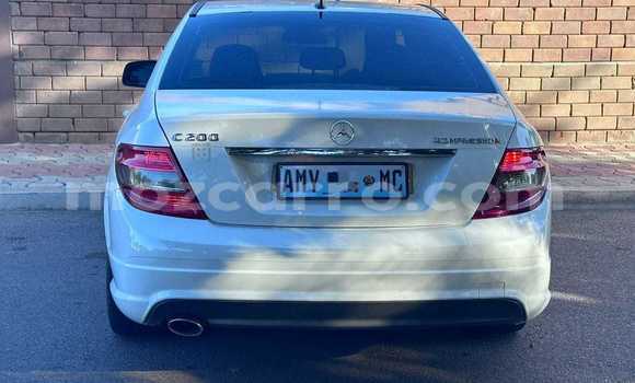 Buy Used Mercedes-Benz C-Classe White Car in Maputo in Maputo Buy Used Mercedes-Benz C-Classe White Car in Maputo in Maputo