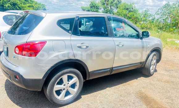 Tenga Tsaru Nissan Qashqai Zvimwe Mota in Maputo in Maputo Tenga Tsaru Nissan Qashqai Zvimwe Mota in Maputo in Maputo