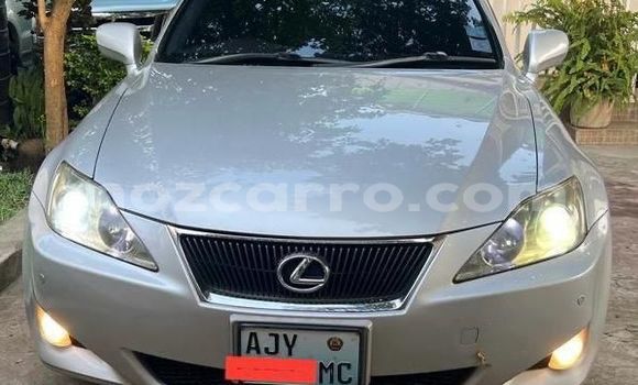 Comprar Usado Lexus IS Prata Carro em Maputo em Maputo