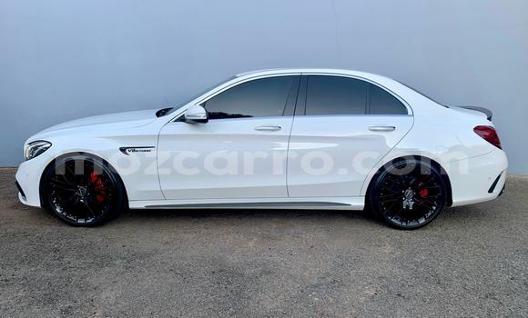 Nunua Ilio tumika Mercedes-Benz C-Classe Nyeupe Gari ndani ya Maputo nchini Maputo Nunua Ilio tumika Mercedes-Benz C-Classe Nyeupe Gari ndani ya Maputo nchini Maputo