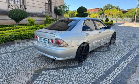 Comprar Usado Toyota Altezza De outros Carro em Maputo em Maputo Comprar Usado Toyota Altezza De outros Carro em Maputo em Maputo