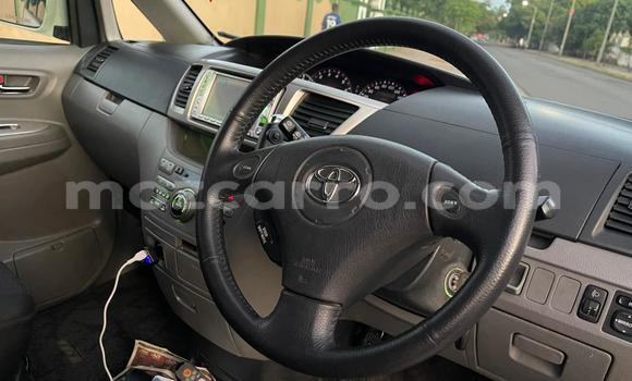Comprar Usado Toyota Noah Branco Carro em Maputo em Maputo Comprar Usado Toyota Noah Branco Carro em Maputo em Maputo