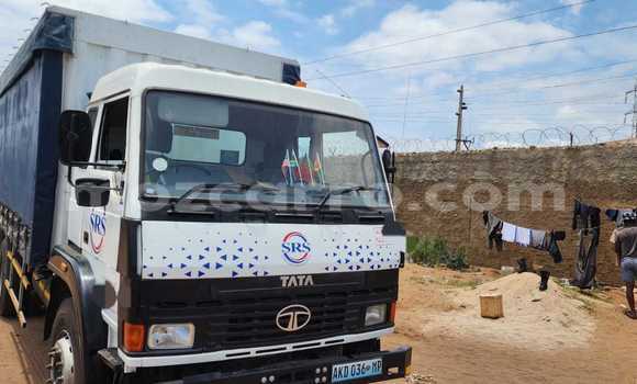 Comprar Usado TATA Nano Branco Carro em Maputo em Maputo Comprar Usado TATA Nano Branco Carro em Maputo em Maputo
