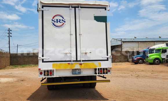 Comprar Usado TATA Nano Branco Carro em Maputo em Maputo Comprar Usado TATA Nano Branco Carro em Maputo em Maputo