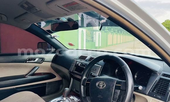 Tenga Tsaru Toyota Mark X Sirivha Mota in Maputo in Maputo Tenga Tsaru Toyota Mark X Sirivha Mota in Maputo in Maputo