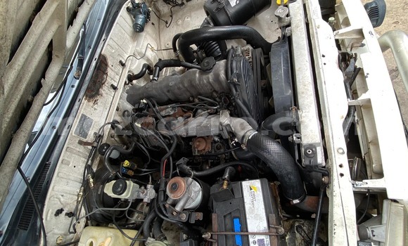 Buy Used Mazda Proceed White Car in Maputo in Maputo Buy Used Mazda Proceed White Car in Maputo in Maputo