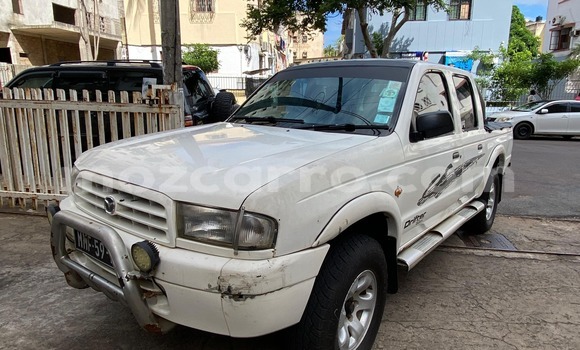 Buy Used Mazda Proceed White Car in Maputo in Maputo Buy Used Mazda Proceed White Car in Maputo in Maputo