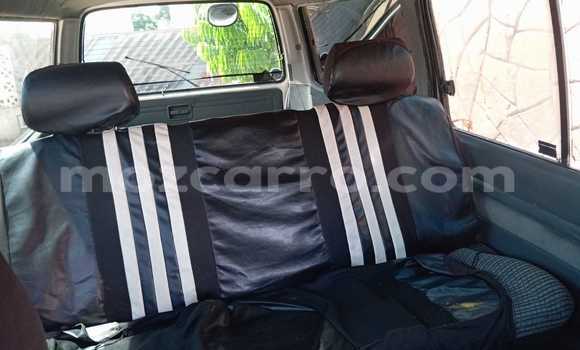 Buy Used Toyota Hiace White Car in Maputo in Maputo Buy Used Toyota Hiace White Car in Maputo in Maputo