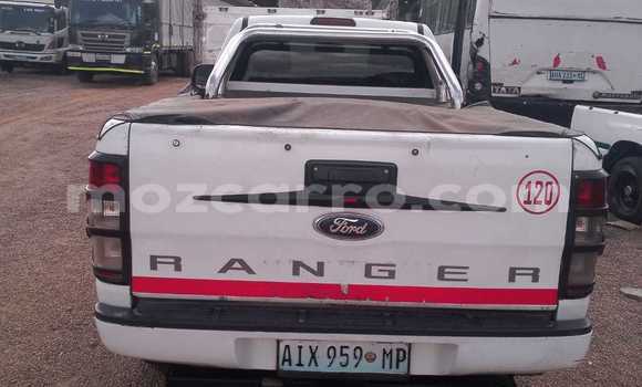 Nunua Ilio tumika Ford Ranger Nyeupe Gari ndani ya Maputo nchini Maputo Nunua Ilio tumika Ford Ranger Nyeupe Gari ndani ya Maputo nchini Maputo