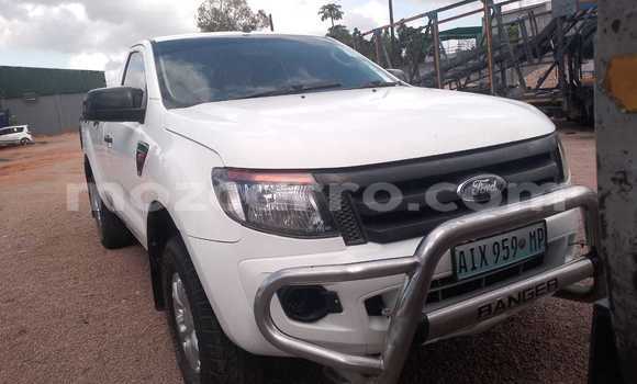 Nunua Ilio tumika Ford Ranger Nyeupe Gari ndani ya Maputo nchini Maputo Nunua Ilio tumika Ford Ranger Nyeupe Gari ndani ya Maputo nchini Maputo