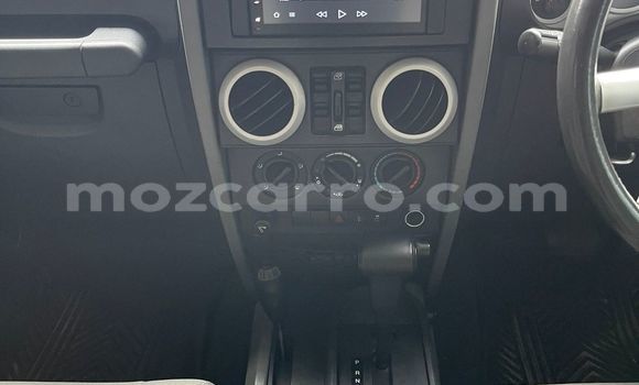 Nunua Ilio tumika Jeep Wrangler Nyekundu Gari ndani ya Maputo nchini Maputo Nunua Ilio tumika Jeep Wrangler Nyekundu Gari ndani ya Maputo nchini Maputo