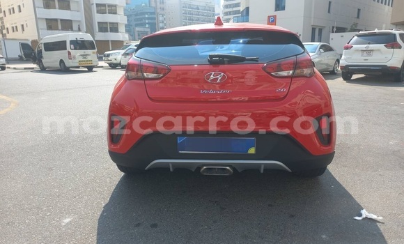 Buy Used Hyundai Veloster Red Car in Maputo in Maputo Buy Used Hyundai Veloster Red Car in Maputo in Maputo