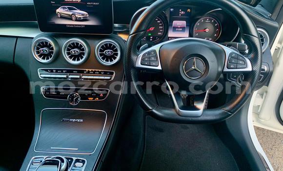 Nunua Mpya Mercedes-Benz C250 coupe Nyeupe Gari ndani ya Maputo nchini Maputo Nunua Mpya Mercedes-Benz C250 coupe Nyeupe Gari ndani ya Maputo nchini Maputo