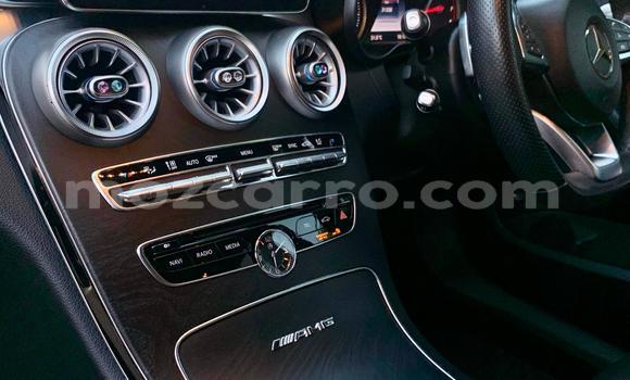 Nunua Mpya Mercedes-Benz C250 coupe Nyeupe Gari ndani ya Maputo nchini Maputo Nunua Mpya Mercedes-Benz C250 coupe Nyeupe Gari ndani ya Maputo nchini Maputo