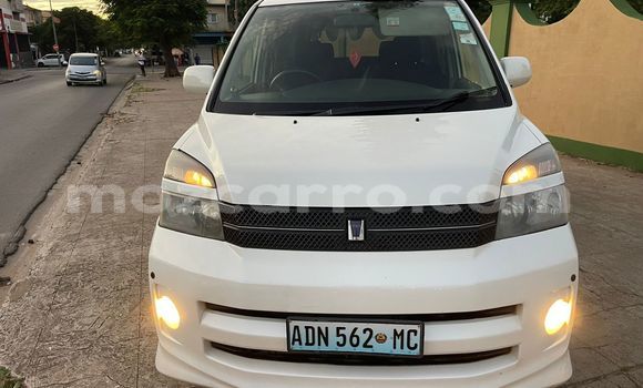 Tenga Tsaru Toyota Voxy Chena Mota in Maputo in Maputo Tenga Tsaru Toyota Voxy Chena Mota in Maputo in Maputo