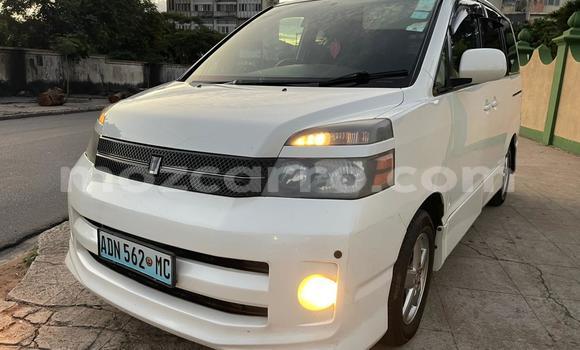 Tenga Tsaru Toyota Voxy Chena Mota in Maputo in Maputo Tenga Tsaru Toyota Voxy Chena Mota in Maputo in Maputo