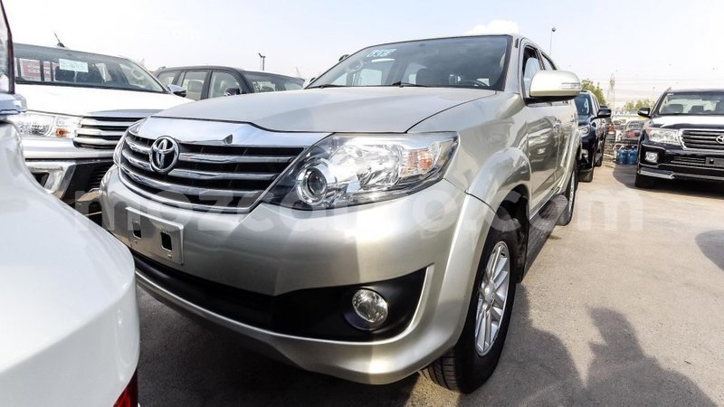 Big with watermark toyota fortuner cabo delgado import dubai 5889