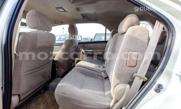 Comprar Importar Toyota Fortuner De outros Carro em Import - Dubai em Cabo Delgado Comprar Importar Toyota Fortuner De outros Carro em Import - Dubai em Cabo Delgado