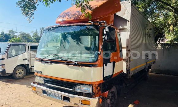 Tenga Tsaru Toyota 4Runner Zvimwe Mota in Maputo in Maputo Tenga Tsaru Toyota 4Runner Zvimwe Mota in Maputo in Maputo