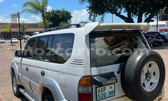 Nunua Ilio tumika Toyota Land Cruiser Prado Nyeupe Gari ndani ya Maputo nchini Maputo Nunua Ilio tumika Toyota Land Cruiser Prado Nyeupe Gari ndani ya Maputo nchini Maputo