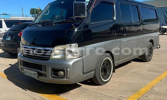Comprar Novo Nissan Caravan Preto Carro em Maputo em Maputo