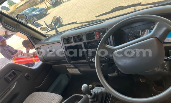 Nunua Ilio tumika Toyota Dyna Nyingine Gari ndani ya Maputo nchini Maputo Nunua Ilio tumika Toyota Dyna Nyingine Gari ndani ya Maputo nchini Maputo