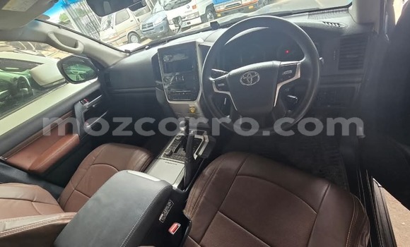 Buy New Toyota Land Cruiser Black Car in Maputo in Maputo Buy New Toyota Land Cruiser Black Car in Maputo in Maputo