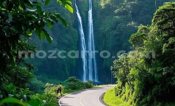 Buy New Toyota Land Cruiser Black Car in Maputo in Maputo Buy New Toyota Land Cruiser Black Car in Maputo in Maputo